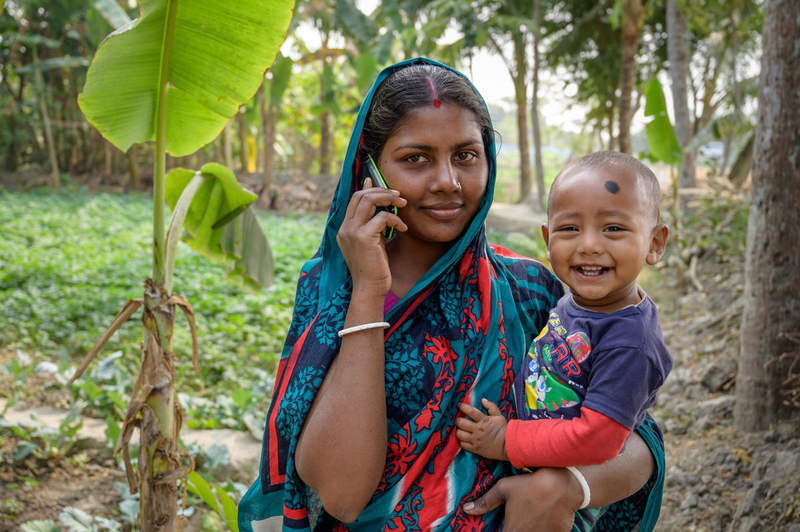 Shamoli receives phone messages in Bangladesh